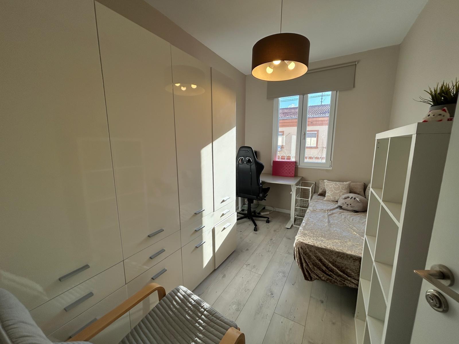 Property 2502 - Image 16